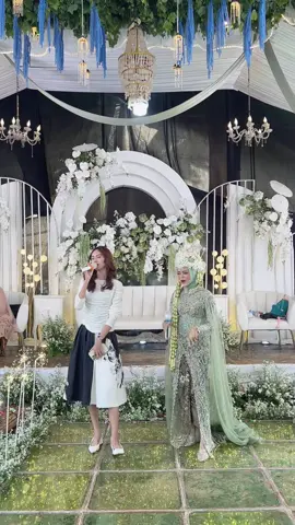 Pov ke kondangan temen. 