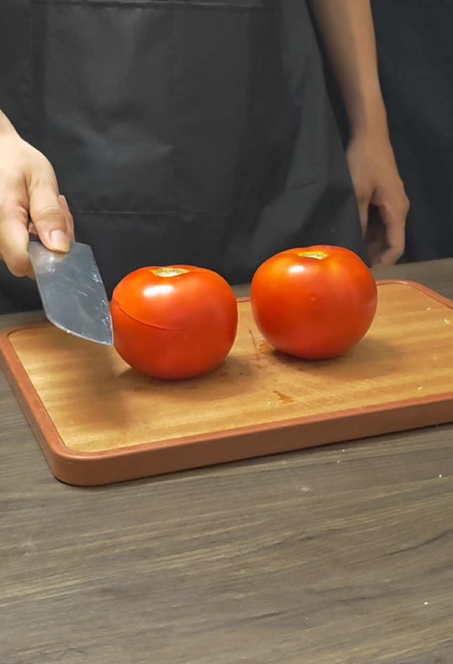 Sharp blades cut effortlessly,speed up meal prep#electricknifesharpener #knifesharpening #KitchenHacks #tiktokshopblackfriday #tiktokshopcybermonday 