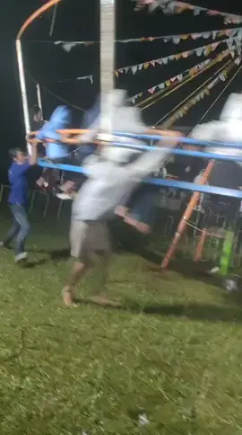 hujan masih air🤡#badut #wonosobo24jam #pasarmalam #shifaria #ombakasmara 