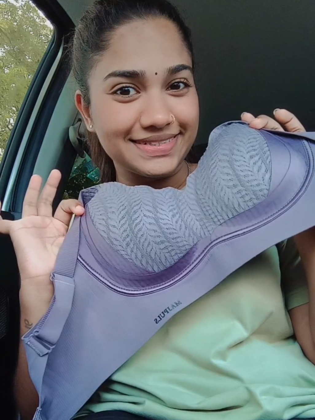 Get the actual size girl's  #plussize #women #bra #comfy #allsize 