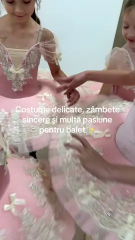Tutu-uri pufoase, culori delicate și mici balerine care fac totul să pară magie. 🩰✨ Costumele le dau strălucirea, ele dau povestea. #TheStudioAcademy #Balet #LittleBallerinas #TutuLove #Dans        