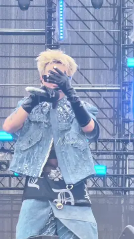 Bịt Mắt Em lại ngắm mưa cùng Anh, nay Anh ngầu xỉu #QuangHungMasterD #quanghungmasterd #muzik 