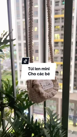 Nhắm mắt iu lunnnn 🫶🏻 #móclen #tuimini #handmade #hocmoclen 
