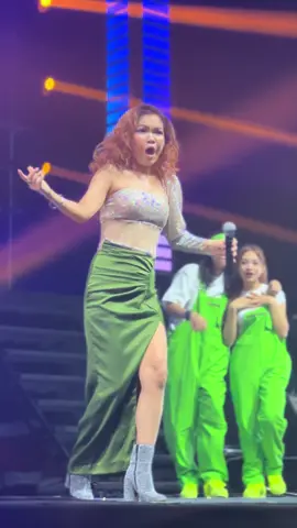 အိမ်ပြန်ချိန်ကိုယ့်ရဲ့နားမှာရှိပေးပါ💗#yelay25jumpshow 