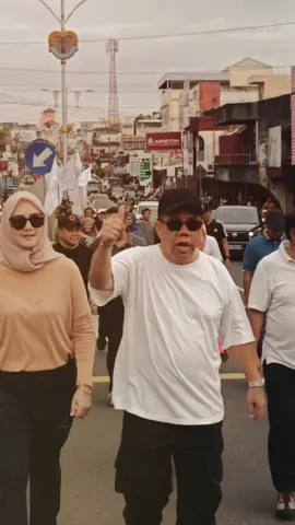 Membersamai Gubernur @Hidayat Arsani jalan minggu pagi sambil pasang umbul-umbul HUT 25tahun BABEL. #percayakitepacak #pkp #udindessy #pangkalpinang 