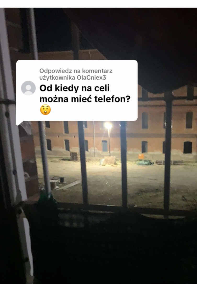 Odpowiadanie użytkownikowi @OlaCniex3 „Dwa telefony część 1“ Kiedy mówią, że w celi nie można mieć telefonu… Nie pytajcie jak ... Jedni się boją, inni kombinują… a ja po prostu pokazuję, że w moim świecie zasady są inne 💥🔥 Jak mówilem wielokrotnie na live: mam więcej telefonów niż inni współwięźniowie skarpetek! 🤜🤛  🥷 Obserwuj, komentuj, lajkuj, zapisuj i udostępniaj! 🥷 #fyp #fypシ゚viral🖤tiktok #polska #wiezienie #wakacje_za_kratami 