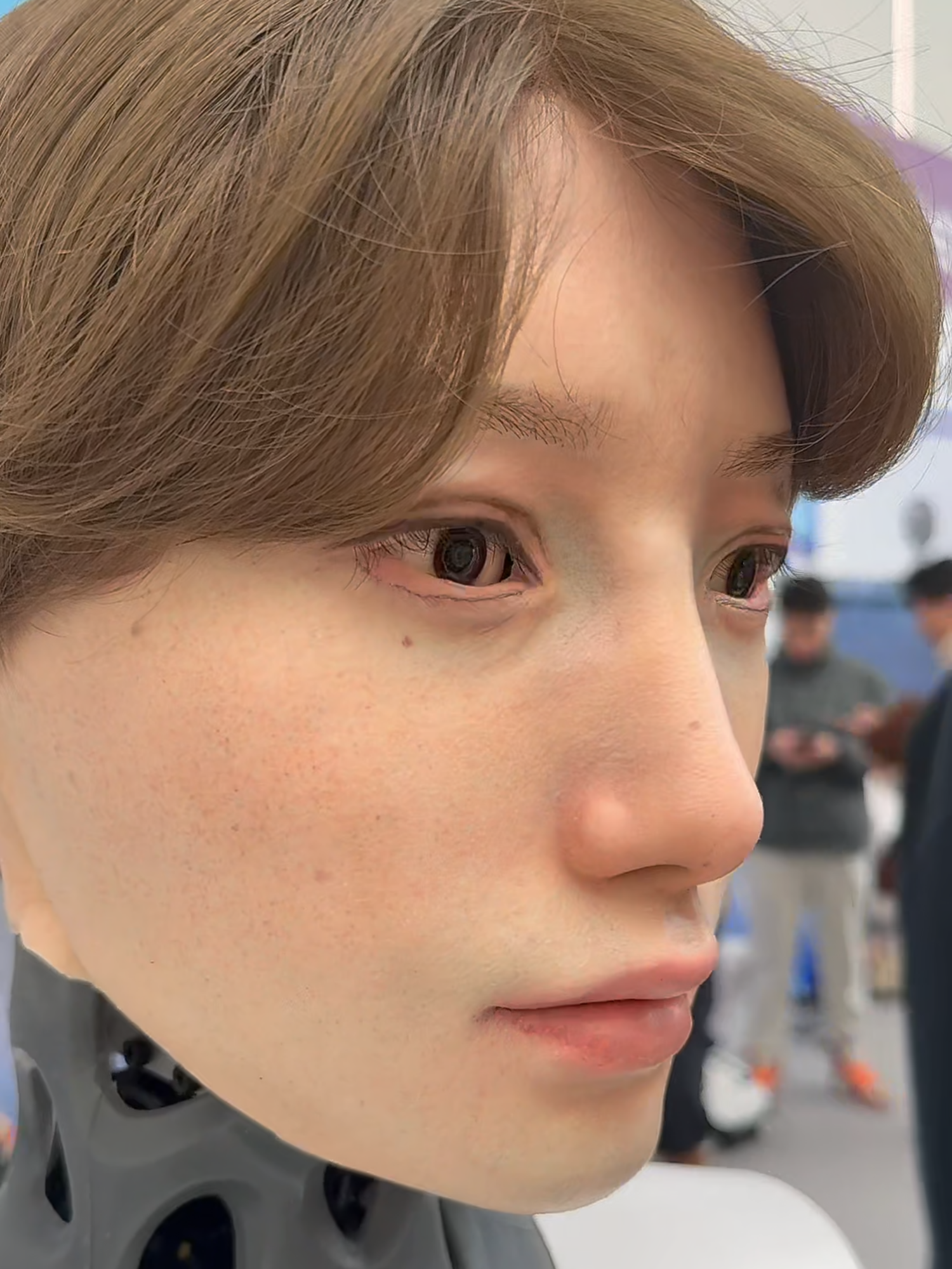 Robot making faces#BionicSkin ##WarmcoreTech #AI陪伴機器人 ##techinnovationng #aicompanionc