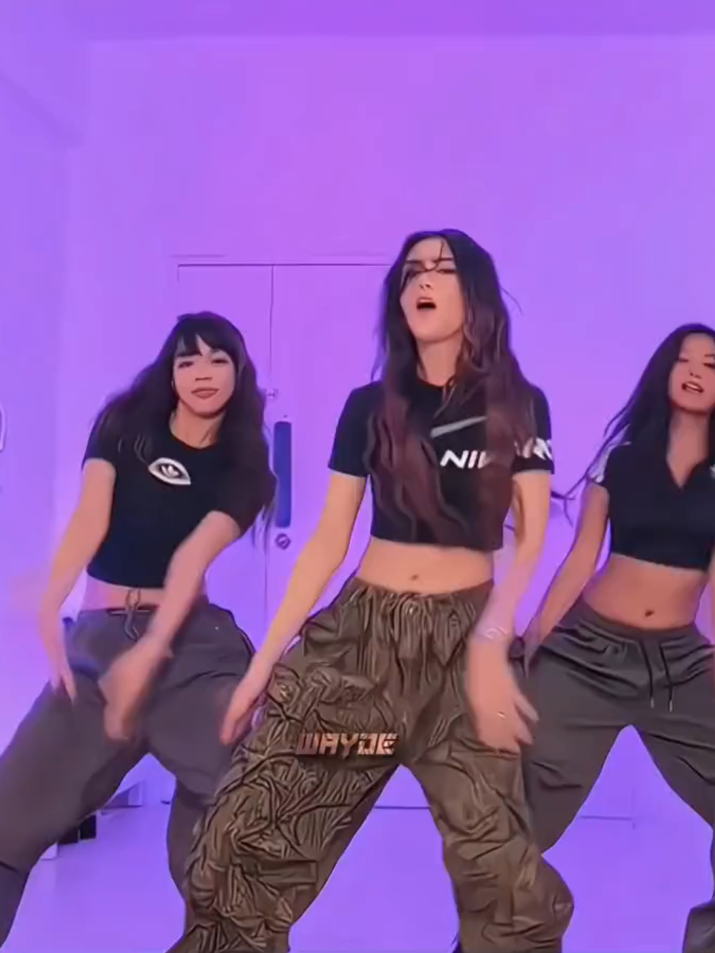 Run to me mikha #binimikha  #mikha #bini #edit #wyd_fvx #viral #fyp #foryou  Ib/rm:@zyk.xxx