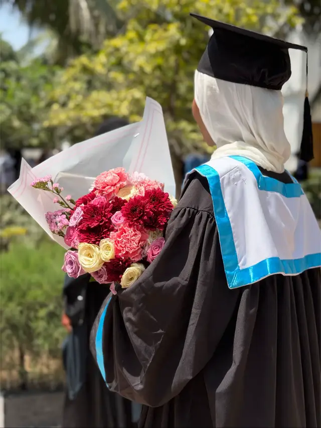 I’m not the same girl who started this journey. #graduation #class2025🎓 #fyp #foryou 