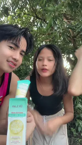 proper cleasing = fewer breakouts #facewash #facecleanser #drlan 