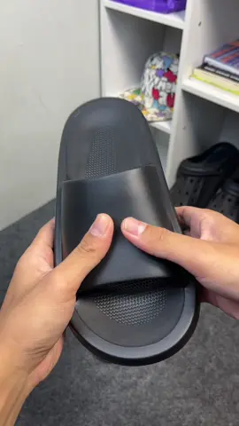 Sandal Murah Tapi Kualitas Gak Murahan😍#promomakan1111 #sandal #sandalpria #sandalpremium #poseindonesia 