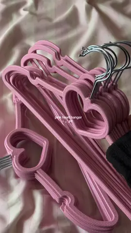 now my closet looks cuter with this pink hanger 🎀💫 #hanger #hangerforclothes #clotheshanger #wardrobeessentials #fyp 
