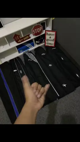 Buruan cek keranjang kuning 🤪🤩#baggypants #celanareflektive #outfitideas #fyp #4u #fypage 