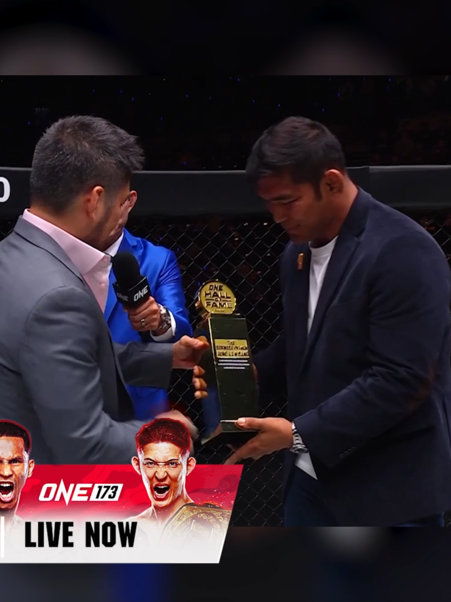 Forever a legend 🏆 Please welcome 