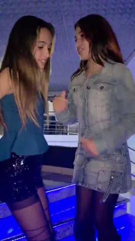 ieri ci siamo divertiti tantissimo anche se @Michellefalco0  non si muoveva🤣🤣 @dreamfamily❤️❤️👨‍👩‍👧‍👦🐕 #Martygrandeofficial #fyp #perte 