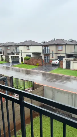 #slowsundaymornings##beautifulweather😍🌧💫💯#☕️☕️