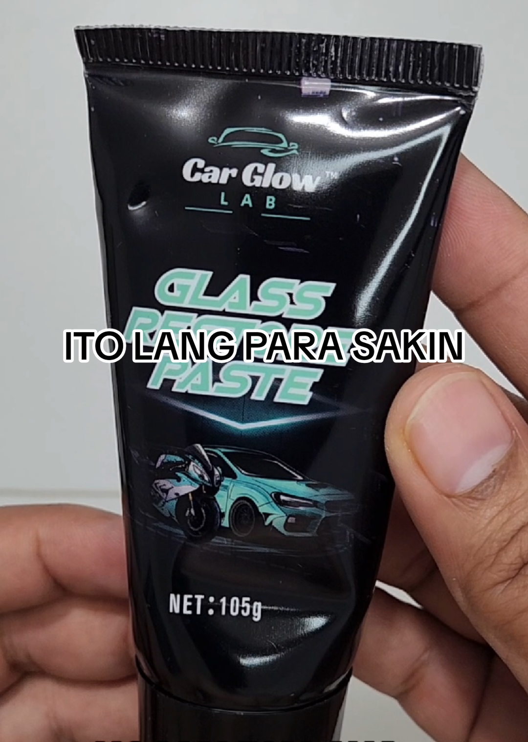 sa lahat ng glass resotrer na na-try ko, Car Glow Lab Paste Stain Remover ang magandang resulta. Tangal agad ang glass oil film, watermarks, acid rain, at balik prestine, crystal clean shine na may sparkling view. Super effective pang cleaning at restore, tinangal ang contaminants na sanhi ng foggy wiper view, lalo na sa rainy days para mas visible at safe ang driving.  Safe gamitin dahil non acid formulation, eco friendly, at residue free. Works on any surface, all models, at universal use. May sponge pad na kasama kaya simple, easy, easily effective, perfect for diy quick application. Magandang add sa car accessories mo, affordable, durable, practical, at may scrub action na kayang alisin repellent, wax, at ceramic coating. Extra protection pa laban sa collide o anti-collision accident, kaya solid na preventive care para sa windshield mo. Kung gusto mo ng safe, long lasting, at mukang new na windshield, kuha ka na ng Car Glow Lab Paste Stain Remover. Click mo na yung yellow basket ngayon. #carcare #caressentials #windshield #glasspaste #carglowlab 