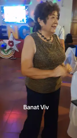 Go go Viv #dancer #dance #dancing #trendingsong #trending 