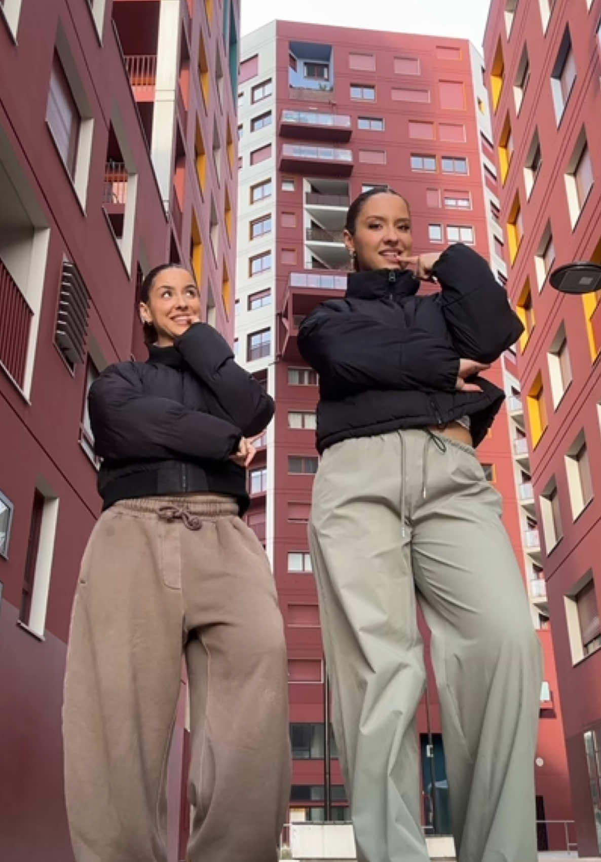 dc: @antho dorobucci ♛ @Daarkskin ❤️ @R N B O I #twins 