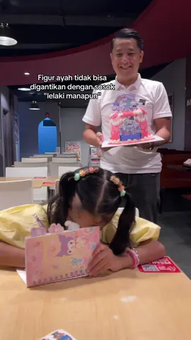 Cinta yang tak pernah ada kebohongan didalamnya, adalah cinta ayah kepada anak perempuannya 🤎 #anak #ayah #kasihsayang 