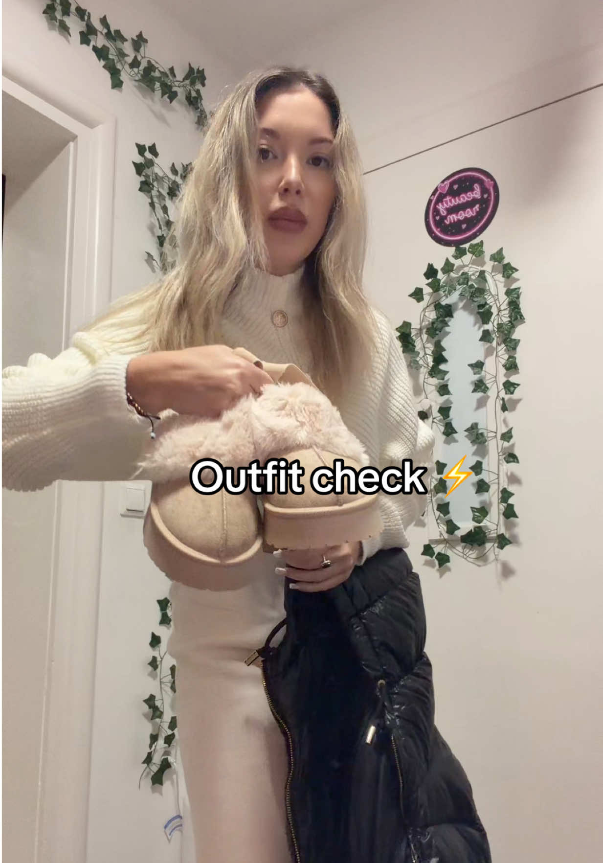 Outfit check ⚡️ #fy #bowling #viral #foryou 