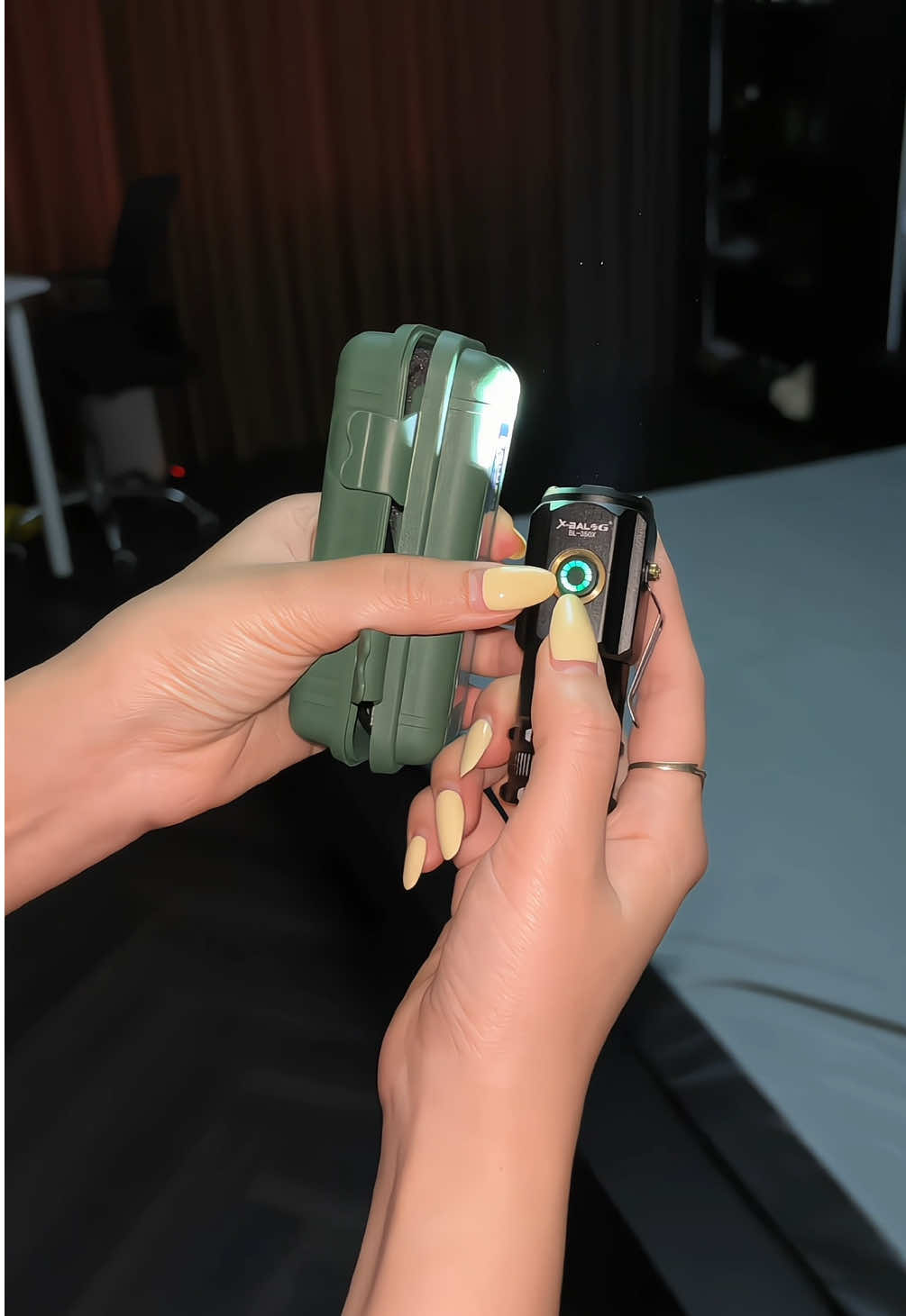 Đèn pin mini sáng xa 80m #denpin #denpinsieusang 