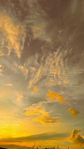 siapa yang kalian rindu? #sunsettimur #lagutimur #masukberanda #sadstory #fyp 