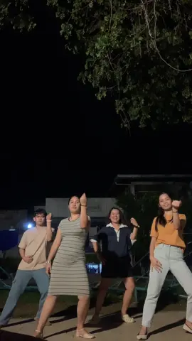 Knock knock!! @Taylor Swift #woods #knockonwoods #woodsdancechallenge 