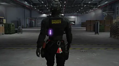 When you use your waist to power your walk 😆 #Ghost #Swat #SAS #Superstar #steamgame 