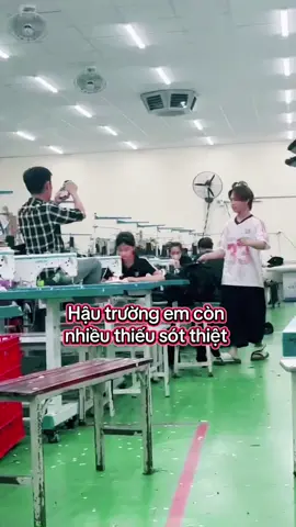 Để anh lương thiện phiên bản công nhân (hậu trường ) kkkkaa#hoang84l1 #cuocsongthuongngay #tapxaykenhtiktok #xuhuong #may  @hoang84l1  @hoang84l1 