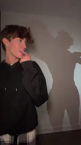 I love my shadow @Henry Metzger 