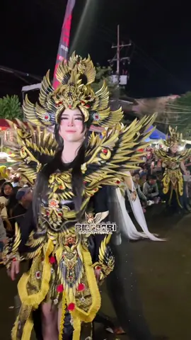 Yang manis gaboleh terlewatkan🤩@Lady Abrenda #pesonagodanglegi #karnavalgondanglegi #gondanglegi #karnaval #horeg 