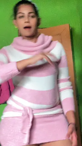 ඇති නෙ නටන්න බැරි මාව වයරල් කරා අර ක්ලාස් ගිහින් මැරිගෙන නටන්න ඉගෙන ගන්න කෙල්ලො කොල්ලොන්ගෙ එවත් බලහල්ලා ප්ලිස් බැන බැන මෙවා බැලුවා ඇති 😁😁