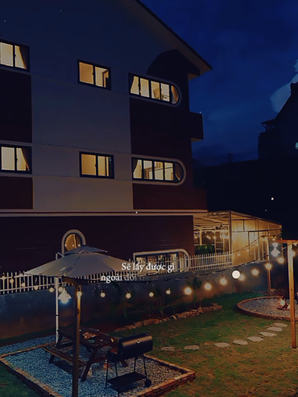 Lắm lúc trong đời người ta nói với nhau rằng khi yêu đừng quá tin vội vã....... [ Tôi Sẽ Không Yêu Blues Rock ] #toisekhongyeu  #nhacbuontamtrang  #tramcamxuc💔  #maucapcut  #tramnhac07 