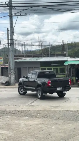 POV: Hinatid ka ng naka Hilux #fyp #pov #drive #toyota #hilux 