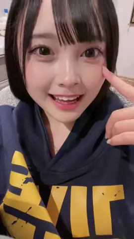 犬も一緒に歌いたいらしい