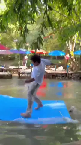 การทรงตัว คือส่วนหนึ่งของวิชาแห่งจอมยุทธ์ 5555 #care1one #แค่หนึ่งวัน #นายไก่ย่าง 