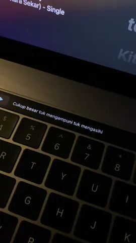 Membasuh | request klik bio #liriklagu #lirik #applemusic #lagugalau #hindia 