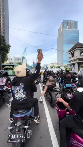 Ayohhh 😂🤪 #treeespeedgarage #fypシ #megatronboys 