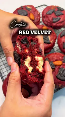 Phần 1: Red velvet cookie SERIES: Noel này làm bánh gì🎄 Trong series này mình sẽ làm các loại bánh trong mùa Giáng Sinh mà mình biết, mong rằng series này sẽ hữu ích cho bạn 😍 #fyp #changpastry #lambanh #noel #cookie 
