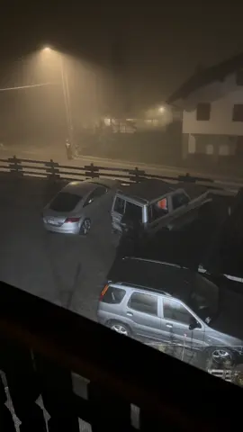 She’s listening…. And more.. #horrortok #makima #fyp #cosplayer #chainsawman 