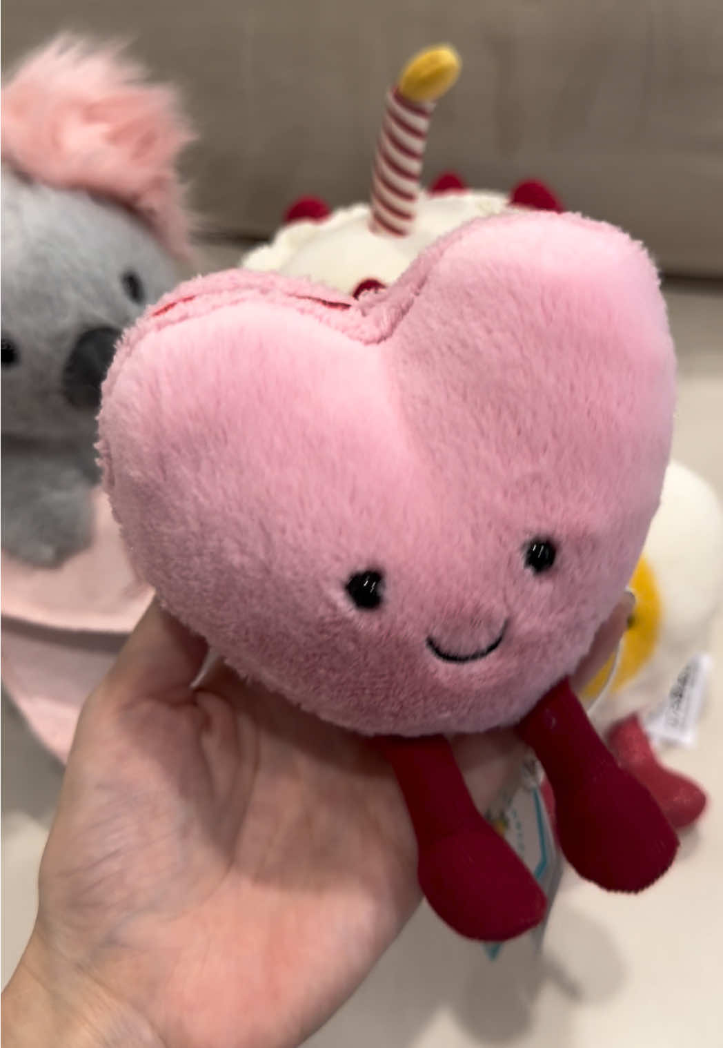 The Valentines 2026 macaron!  #jellycat #jellycats #fyp #jellycatunboxing #jellycathaul 