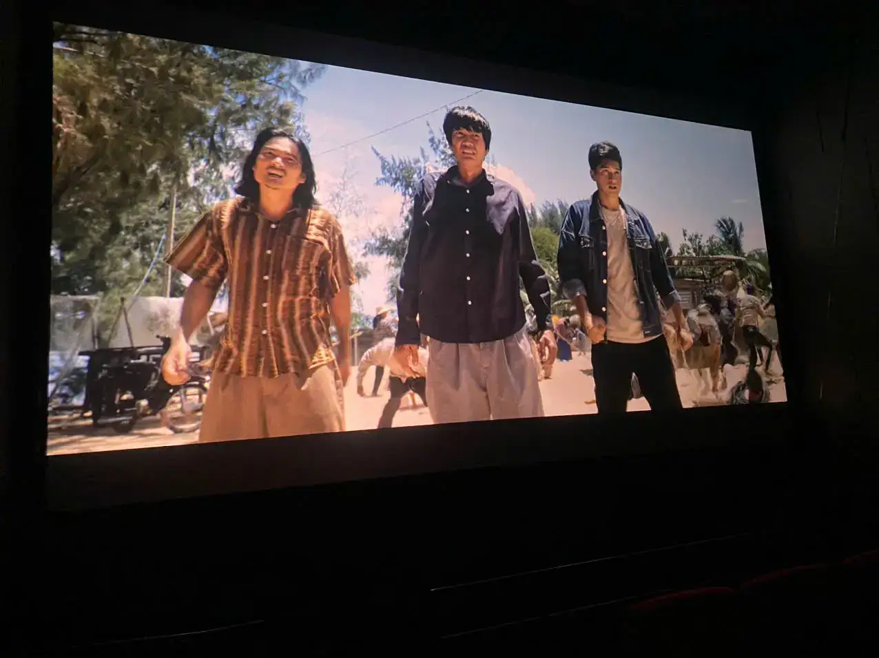 #xuhuongtiktok #truytimlongdienhuong #phimhayhaihuoc  Đi coi phim liền đi🤫