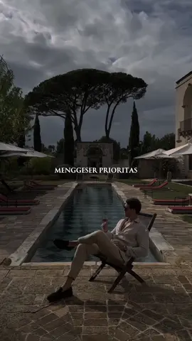 Uang mengubah banyak hal. Tapi hanya kamu yang menentukan apakah ia mengubah dirimu. #mindset #edukasi #kekayaan #pelajaranhidup #nasehat 