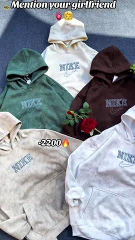 Nike vintage hoodies 🔥 ✅#bestbuymahendranagar #foryou #foryoupage #tiktokviral #mentionyourlove❤️💍 