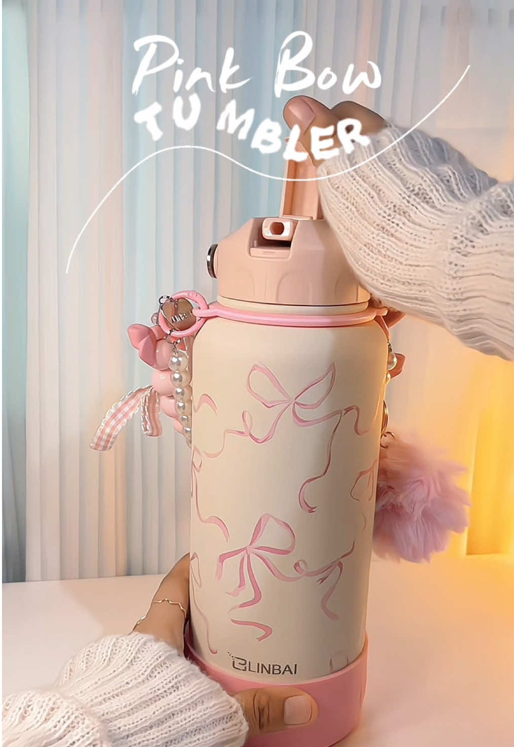 Staying hydrated, but make it coquette 🎀💗#tumbler #linbai #linbaiflask #giftideasforher #fyp 