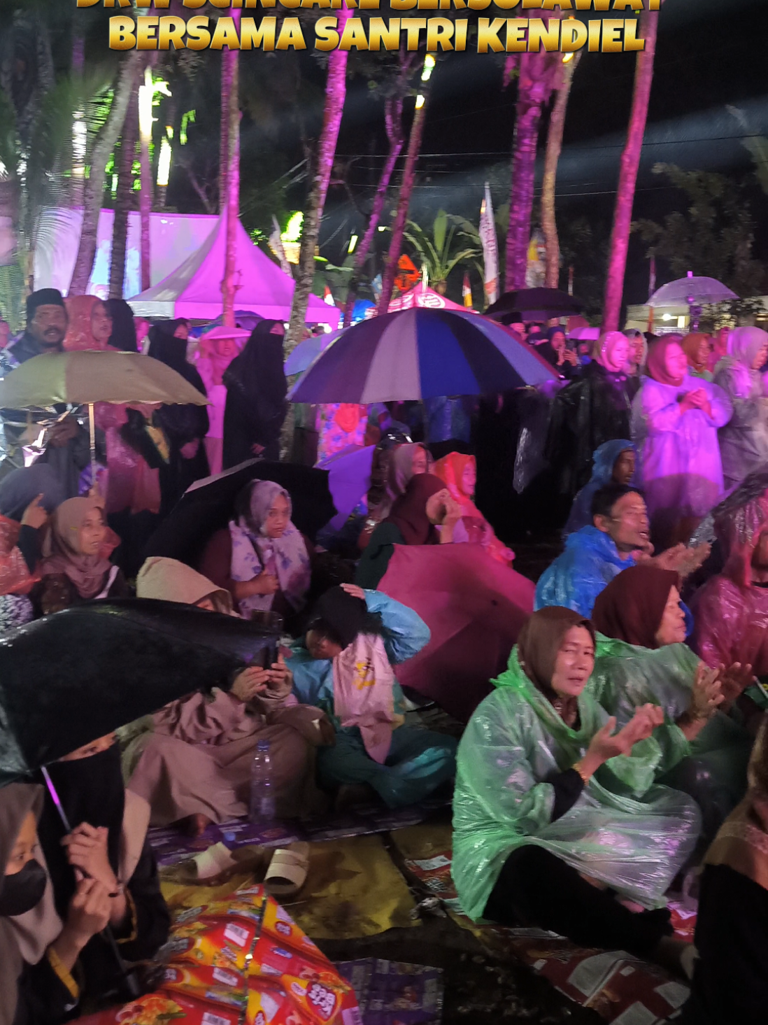 Sek lagi viral ...rindu Madinah #fyppppppppppppppppppppppp #fyp #fypシ゚viral #menyalaabangkuh🔥 #santrikendil @Asrori Santri Kendiel @mirzasukaamajelisan @codot sarungan shop @santrielengsholat purworejo @أنديني @agus godex @waowhanPUGER @Achmad chilmi @Amat Rochim @🇼 🇦 🇭 🇦 🇧 Santri Kendil 