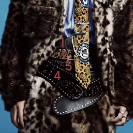 chơi hẳn 4 cái thắt lưng, giỡn mặt hả emmm😇#tudu #ziyu#_12th28  #tuongvy👽 #tolatuongvy👽 