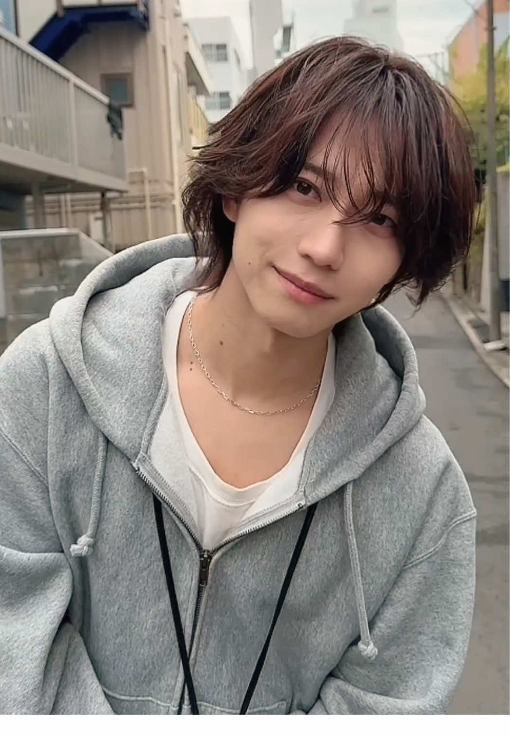 👀👃👄☹️😳