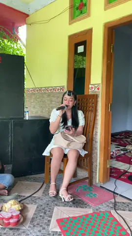 miningit duluuuuy @nindityaprarasti @DiwangkaraMusic75 @riiiomenco_  #piningit #mberatangkoromurko #diwangkaramusik75 #viral #fyp 